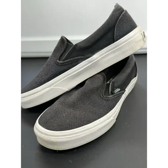 VANS Classic Slip‎ On All Black Canvas Low Top Skate Shoes Mens 5 Womens 6.5 - Picture 3 of 8